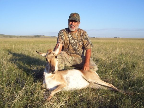 37912011_doe_hunt_003.jpg