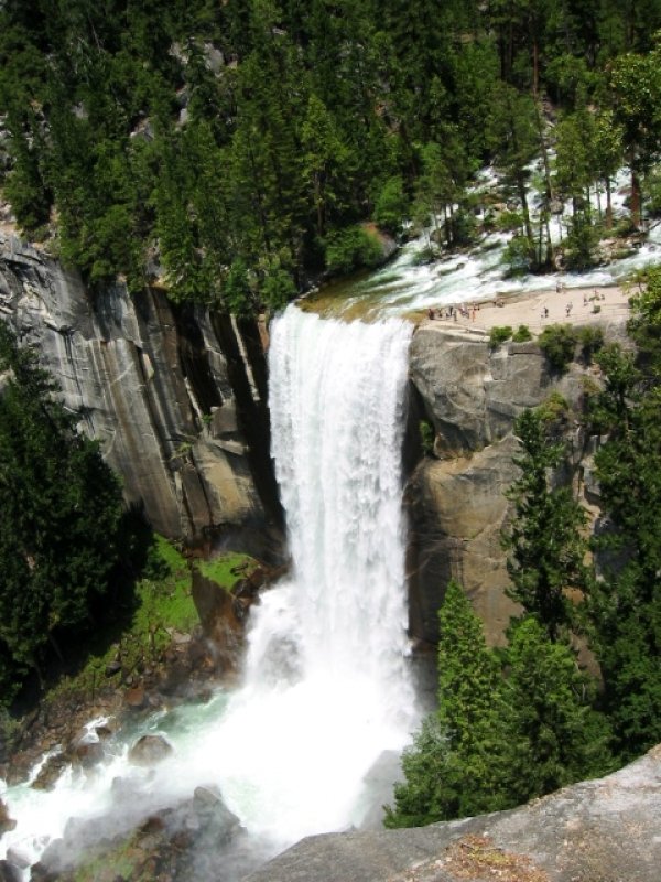 5082vernal-falls-big.jpg