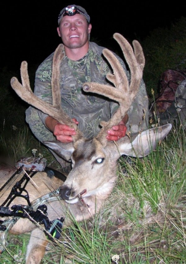 85742012_buck.jpg