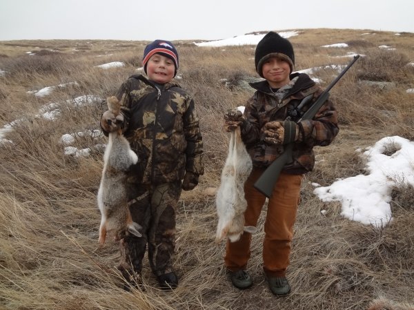 4069rabbit_hunting_022.jpg