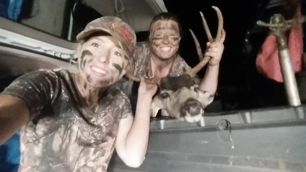 57313daughterswiththeir2nd2015buck.jpg