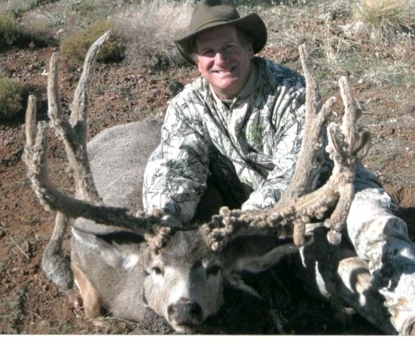 735tony_keller_13b_cactus_buck_two_2010.jpg