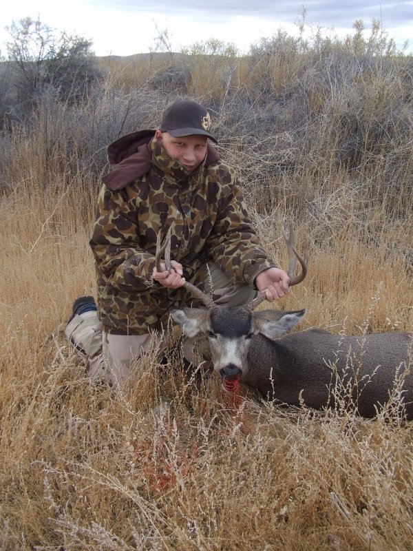 9395deer_hunt_2007_012.jpg