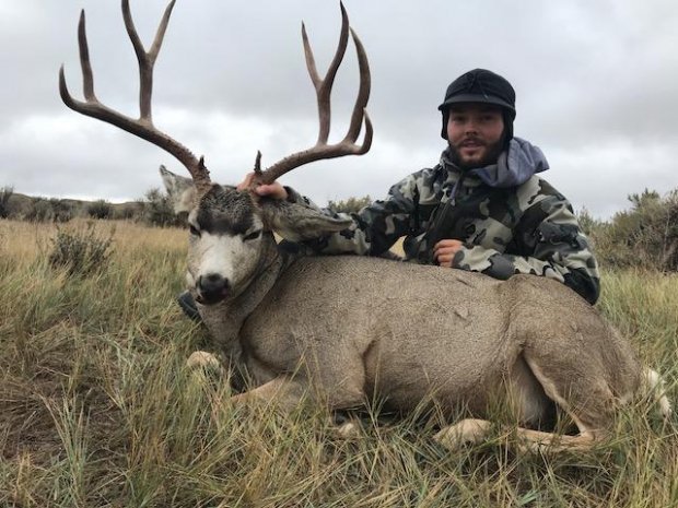 Mule Deer, Antelope & Whitetail Hunts on Private Ranch in Wyoming ...