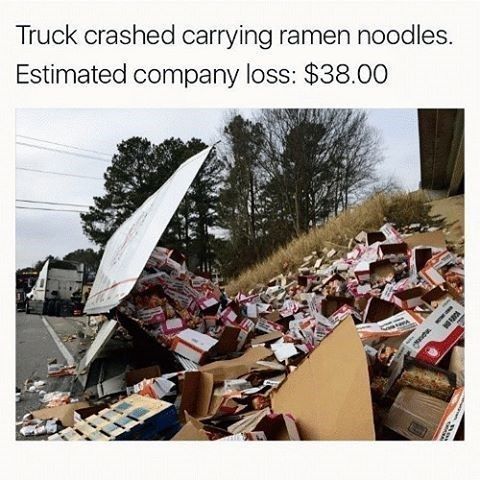 truck-crashed-carrying-ramen-noodles-estimated-company-loss-3800.jpeg