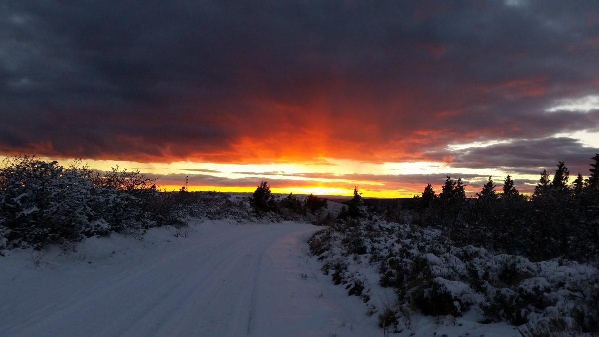 Utah sunset winter 2.jpg