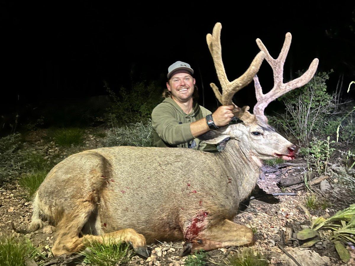 Kaibab Nevada's 2022 buck.jpg