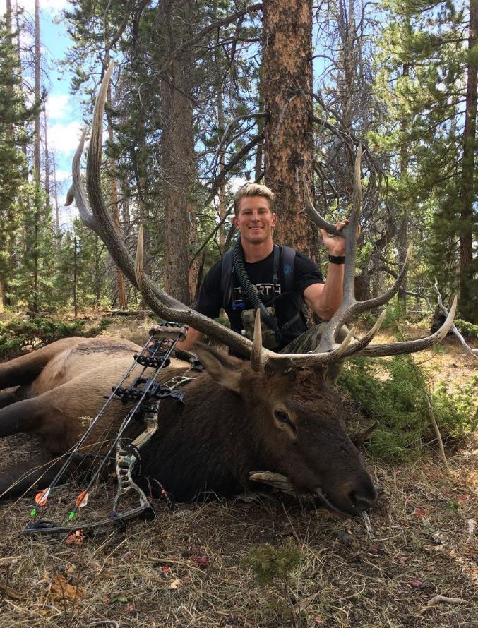 Trophy Elk Colorado with Ivory and Antler Outfitters.JPG